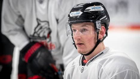 John Broda geht zu den Roosters