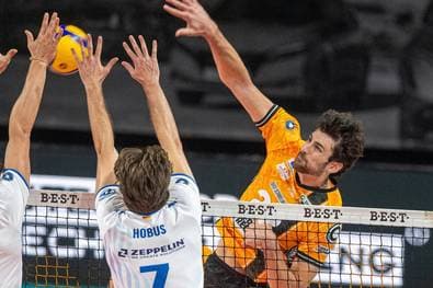 Friedrichshafen überrascht zum Auftakt