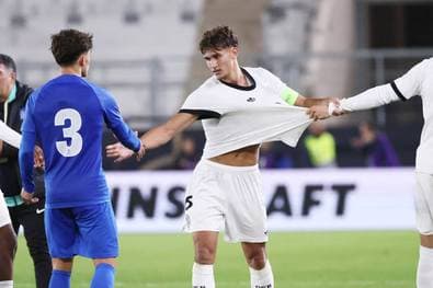 "Klare Rote Karte": Ärger nach deutschem Dämpfer