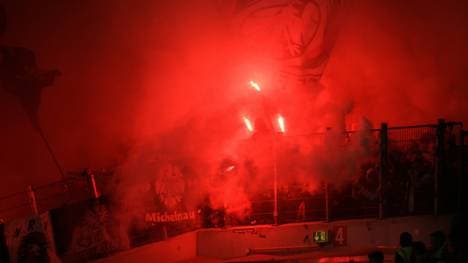 Fans von Eintracht Frankfurt (Archivbild)
