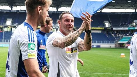 Aufstieg perfekt für MSV-Coach Dietmar Hirsch (r.) 
