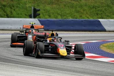 Formel 3: Tramnitz glänzt