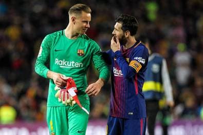 Ter Stegen lässt Messi alt aussehen