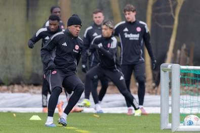 Offiziell: Blitz-Abgang bei Frankfurt