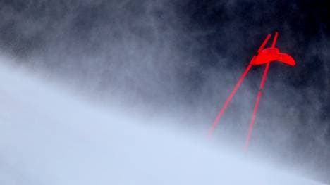 Alpine Skiing - Winter Olympics Day 4