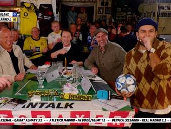 Völlig verrückte Schlusssekunden in der Champions League. Die komplette Reaktion der Bar im Video.