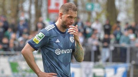 Pierre-Michel Lasogga könnte am Sonntag gegen Elversberg im Schalke-Kader stehen