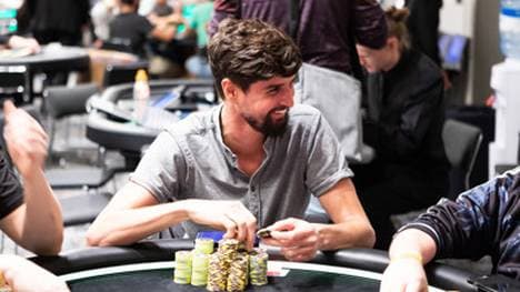 Sergi Reixach freute sich über den Sieg beim Super High Roller