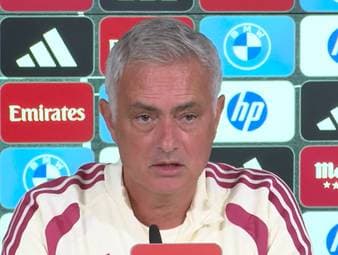 José Mourinho erklärt den behäbigen Saisonstart von Königstransfer Yan Diomandé. Der Ivorer sei ohne Vorbereitung bei Leipzig zu spät eingestiegen, es gehe aber langsam bergauf.