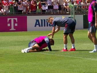 João Palhinha sorgt im Bayern-Trainingslager am Tegernsee für einen kurzen Schreckmoment. Der Mittelfeldspieler musste eine Einheit nach einer Blessur unterbrechen. 