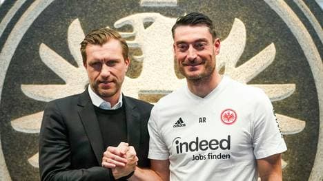 Sportvorstand neben Trainer: Krösche (l.) mit Riera