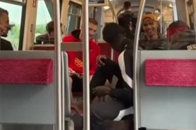 Plötzlich fahren die Basketball-Weltmeister öffentlich