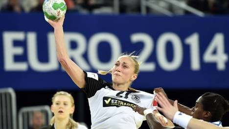 HANDBALL-EUR-WOMEN-GER-FRA