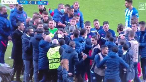 Die Champions-League-Partie zwischen dem FC Porto und Atlético Madrid geriet zum Skandalspiel