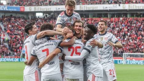 Der FC Bayern feiert eine Gala in Leverkusen