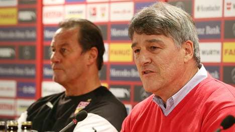 Huub Stevens (l.) und Bernd Wahler vom VfB Stuttgart