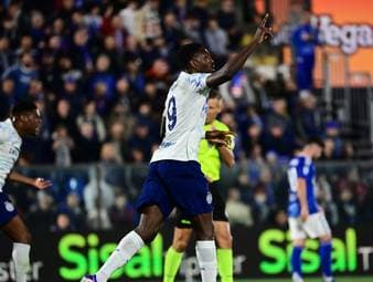 Inter dreht Spiel in Como