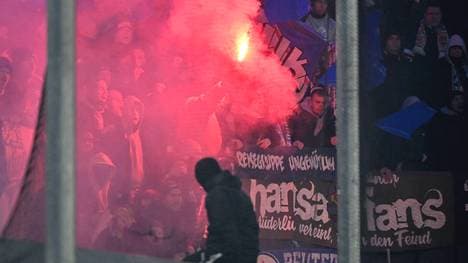 Die Fans von Hansa Rostock sorgten fast für einen Abbruch
