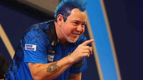 Peter Wright steht nach dem Sieg gegen Gary Anderson im Finale der Darts-WM