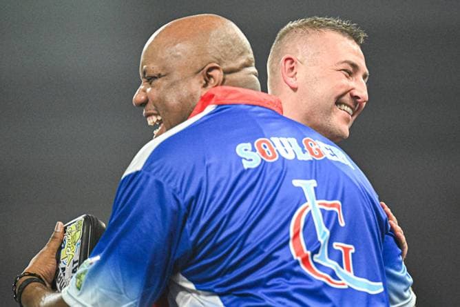 Aspinall-Gegner mit Star-Wars-Schreck