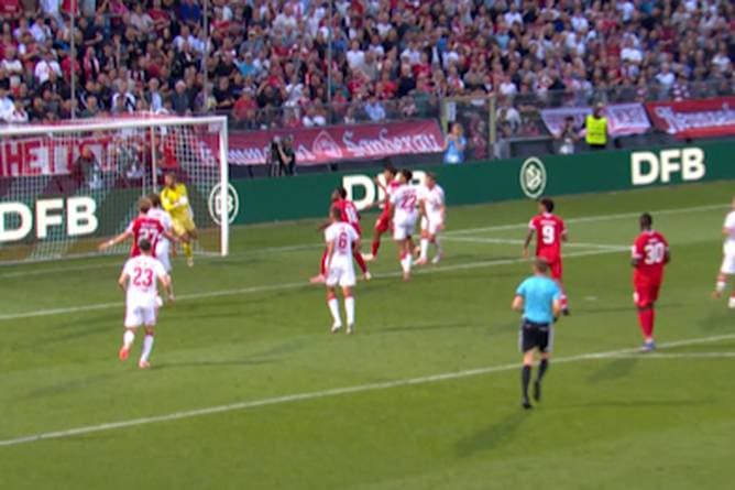 90.+3! Hier muss Köln kräftig durchatmen