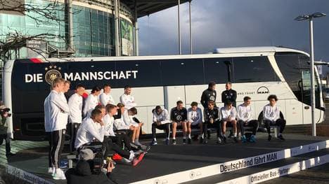 DFB, Bus, Fahne