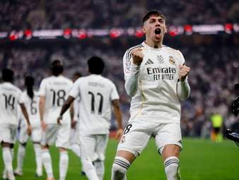 Traumtor ebnet Weg für Giganten-Finale