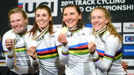 Süßemilch (zweite von l.) ist Stand jetzt im EM-Kader