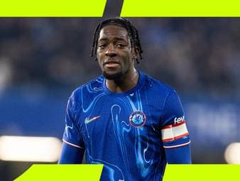 Wird Borussia Dortmund erneut beim FC Chelsea fündig? Nachdem die Westfalen im Sommer Aarón Anselmino und Carney Chukwuemeka aus London zum BVB lotsen konnten, hat Dortmund wohl den nächsten Star der Blues im Visier.