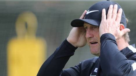 Trainer Ralph Hasenhüttl fährt mit RB Leipzig früher heim