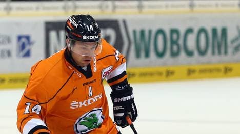 Grizzly Adams Wolfsburg v Koelner Haie - DEL