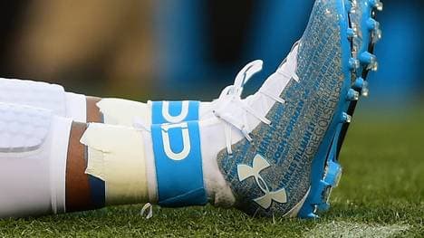 Cam Newton trug zum Aufwärmen besondere Schuhe