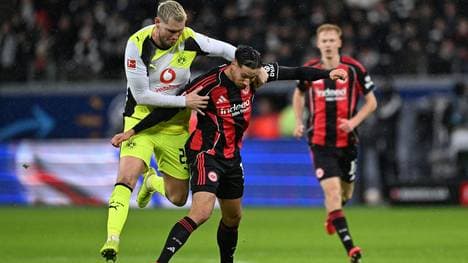 Umkämpftes Spiel zwischen Frankfurt und Dortmund