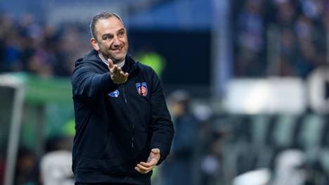 Frank Schmidt hat seinen Vertrag bei Heidenheim verlängert