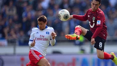 Die Hamburger um Ivo Ilicevic (l.) sind noch ohne Saisonsieg