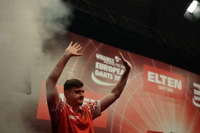 Das ist die neue deutsche Darts-Sensation