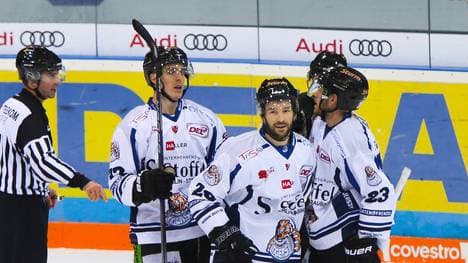 Die Straubing Tigers beenden die Siegesserie der Eisbären Berlin