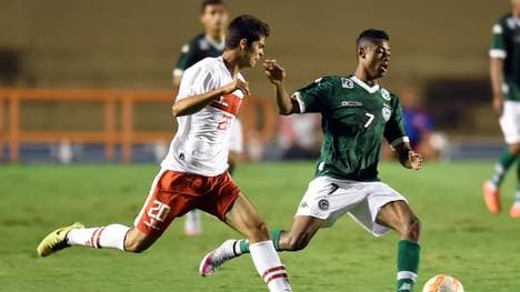 Bruno Henrique (r.) kostet offenbar 4,5 Millionen Euro