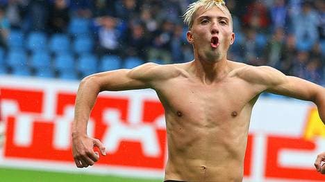 Kevin Kampl-Balotelli-Pose