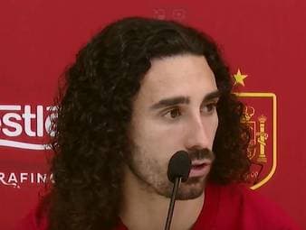 Marc Cucurella und Pablo Fornals äußern ihr Mitgefühl für Lamine Yamal, der das Spanien-Teamlager wegen einer Verletzung verlassen musste. Beide betonen, wie wichtig der Barca-Youngster ist.