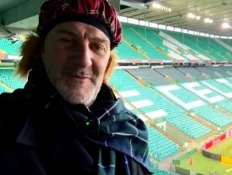 Der VfB Stuttgart ist zu Gast bei Celtic Glasgow. Die Heimspielstätte des schottischen Top-Klubs sorgt bei Spielern, Trainern und Fans für ein besonderes Gefühl. SPORT1-Reporter Martin Quast liefert Eindrücke vom Ort des Geschehens.