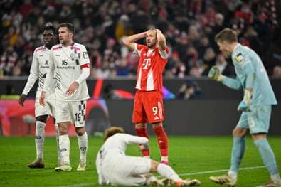 Bayern schrammt an Blamage vorbei