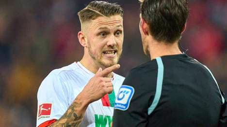 Jeffrey Gouweleeuw bleibt dem FC Augsburg treu