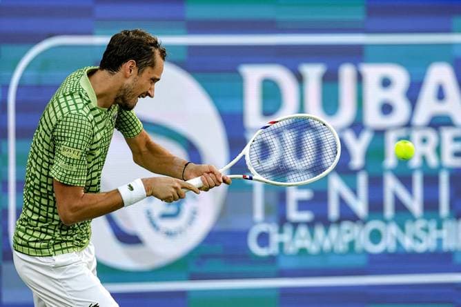 Stars verlassen Kriegsgebiet