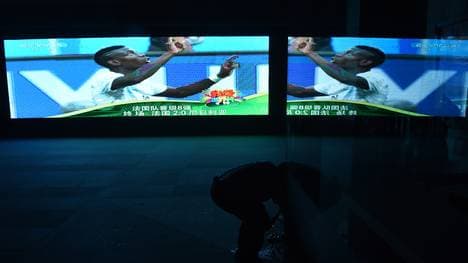 In der Bundesliga könnte bald der Videobeweis zu Testzwecken eingeführt werden