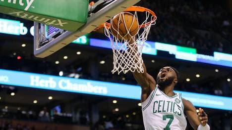 Jaylen Brown gelang im zweiten Spiel gegen die Milwaukee Bucks mit 30 Punkten ein Karriere-Bestwert