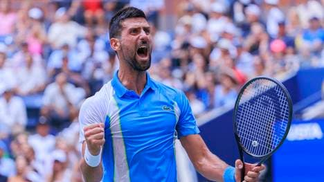 Novak Djokovic feiert den Sieg