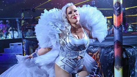 Die von WWE entlassene Franky Monet ist die Frau von John Morrison