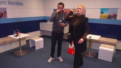 Barbara Schöneberger trat gegen SPORT1-Kommentator Elmar Paulke an