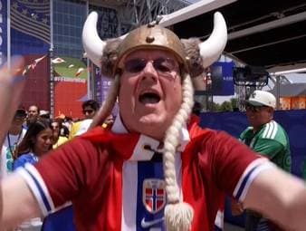 Nach dem umkämpften Sieg gegen die Elfenbeinküste feiern die norwegischen Fußballfans den Einzug in die nächste Runde und blicken bereits voller Vorfreude auf das anstehende Duell mit Brasilien am Sonntag.
